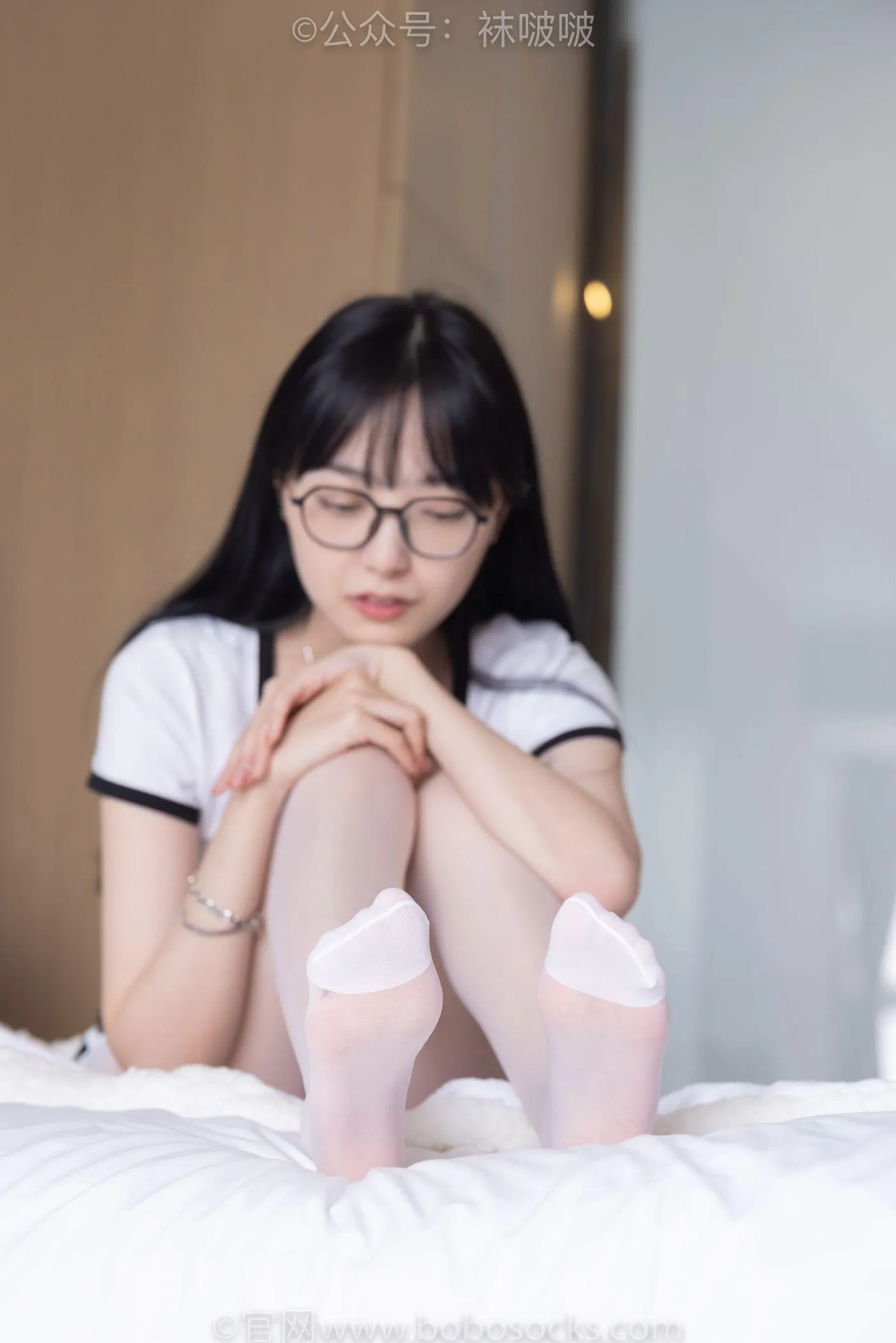 [BoBoSocks袜啵啵]NO.037 稚予-帆布鞋、短白棉袜、白丝 [136P]插图1